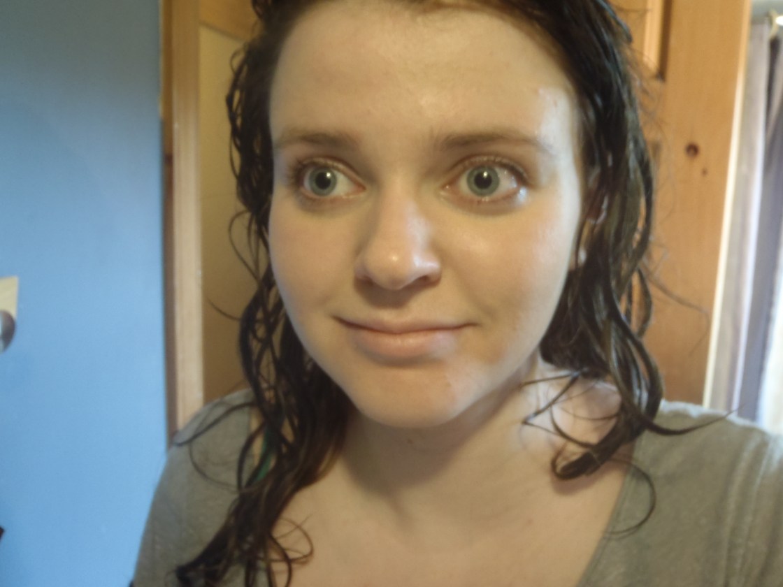 same as above, but this photo is taken in the artificial light of my bathroom